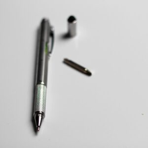 Multi-funkcyjny długopis 6w1 dla mini majstrów